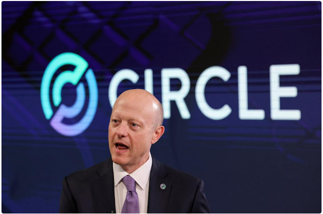 Generální ředitel a spoluzakladatel Circle Internet Group Jeremy Allaire hovoří v den IPO své společnosti na Newyorské burze cenných papírů 5. června 2025.